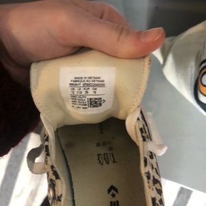 Cheeta print converse !